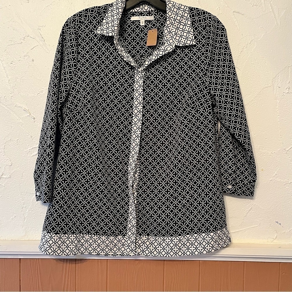 Alfred Sung Blouse NWT Size Medium